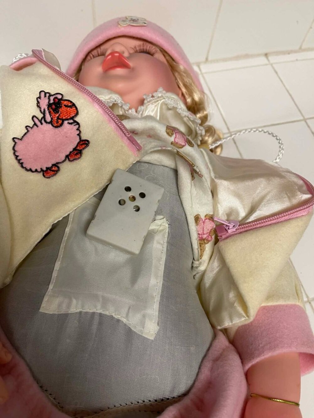 Kinnexdoll "Hazel" doll - Picture 10 of 14